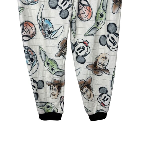 NWT Disney White multicharacter long sleeve & pants pajama set Size Medium - Picture 13 of 14